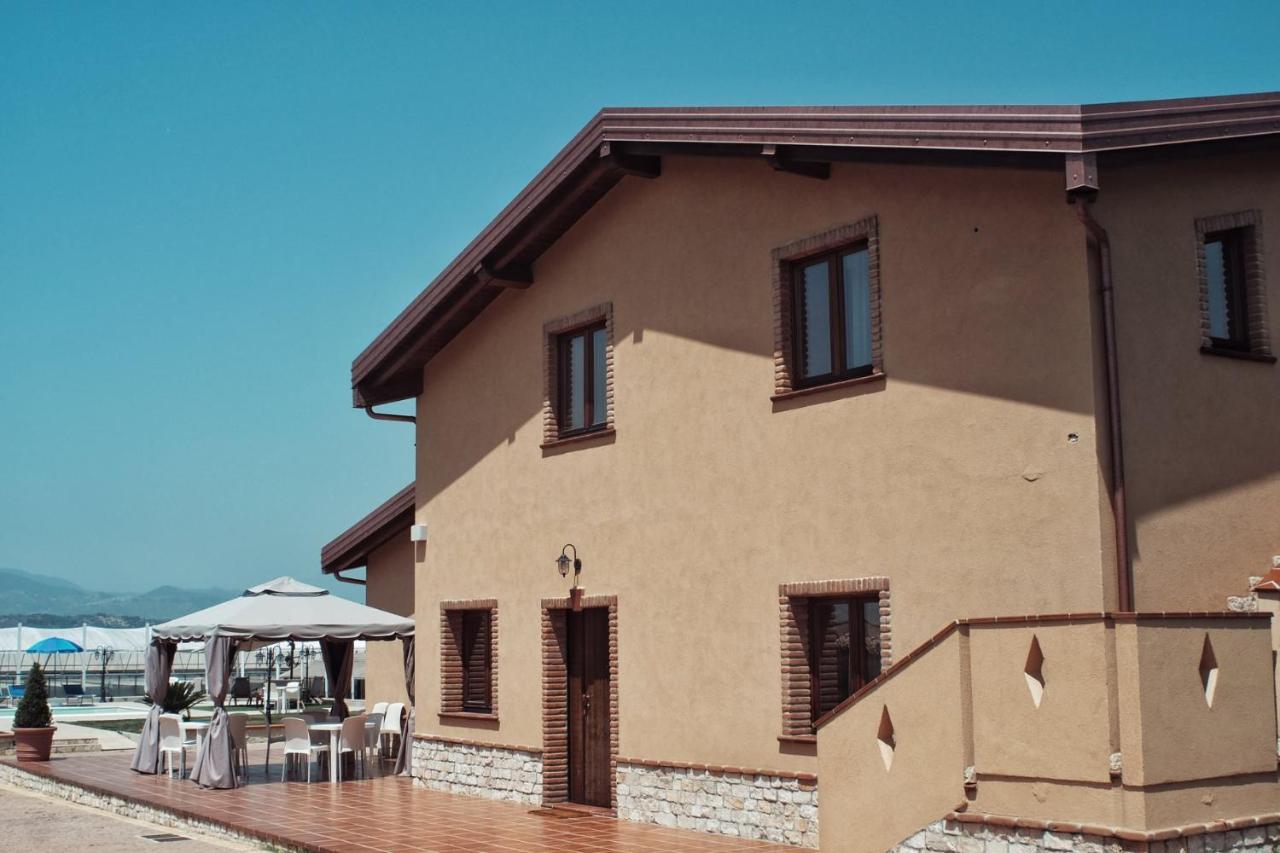 Bisignano Agriturismo Albachiara מראה חיצוני תמונה