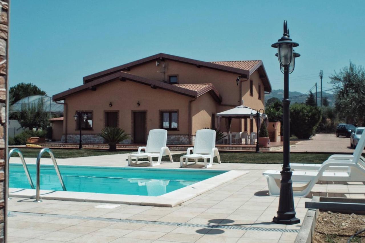 Bisignano Agriturismo Albachiara מראה חיצוני תמונה