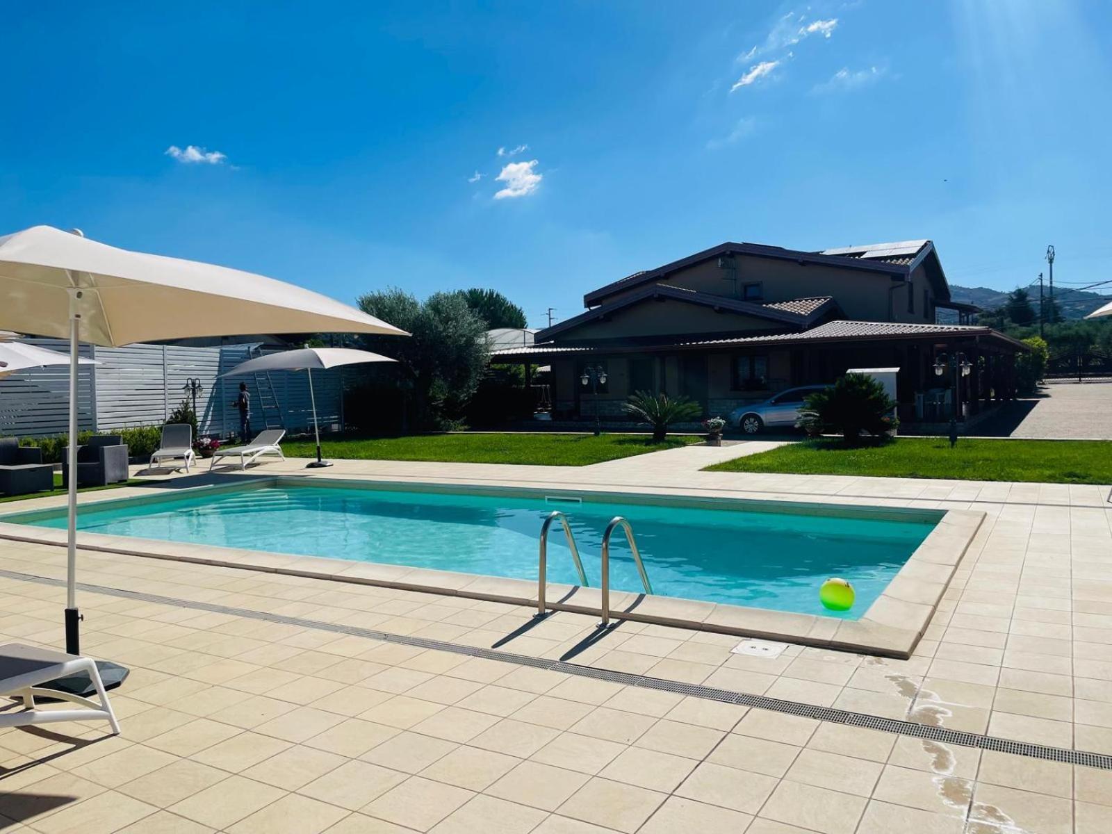 Bisignano Agriturismo Albachiara מראה חיצוני תמונה