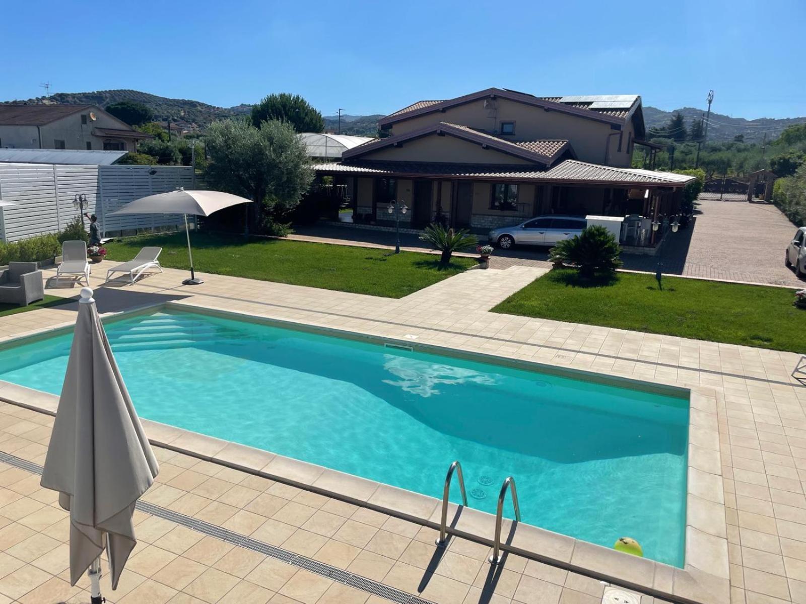 Bisignano Agriturismo Albachiara מראה חיצוני תמונה