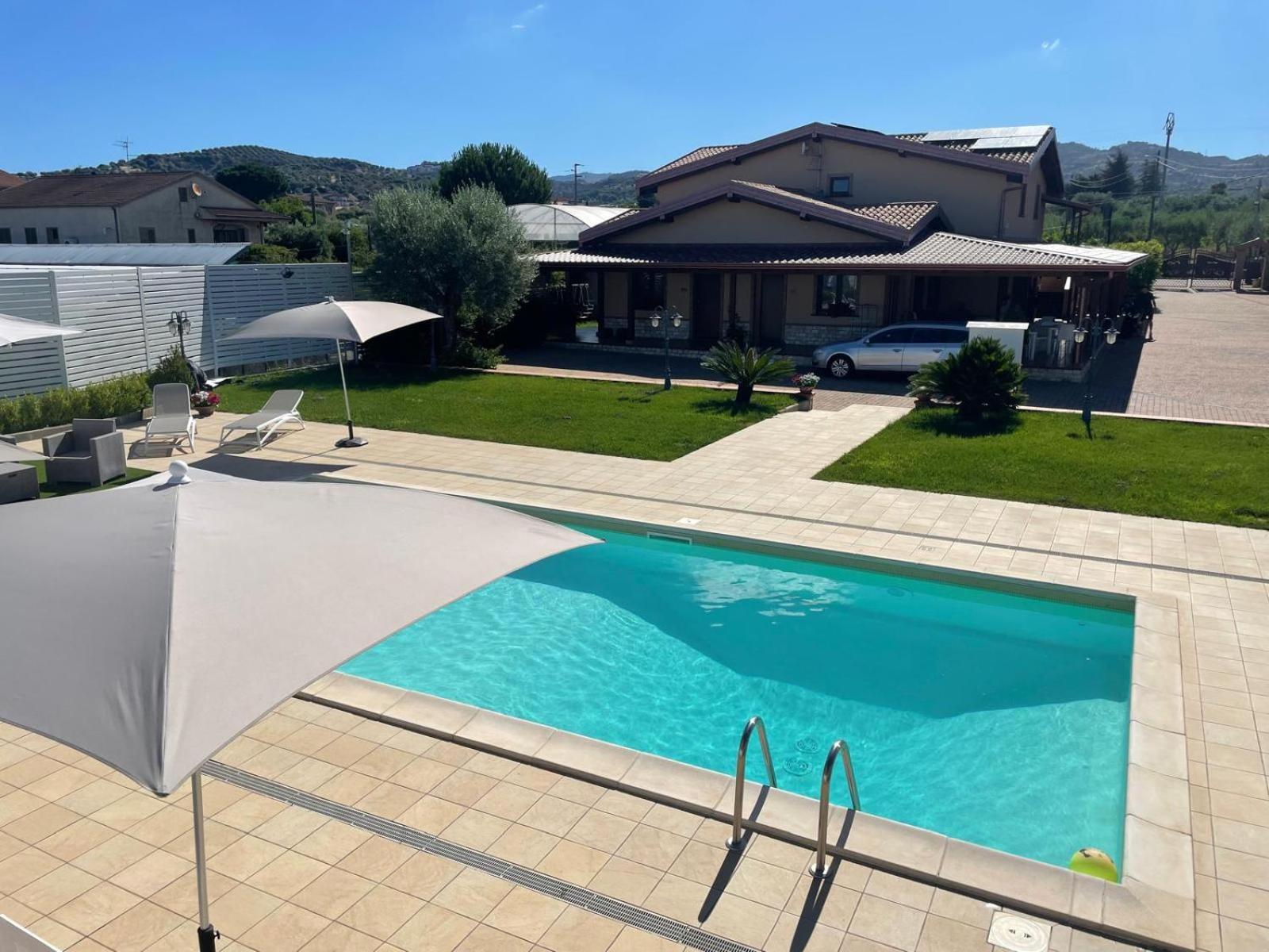 Bisignano Agriturismo Albachiara מראה חיצוני תמונה